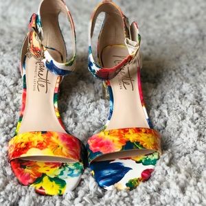 NWOT Floral Nanette Lenore Heels, 6.5/7